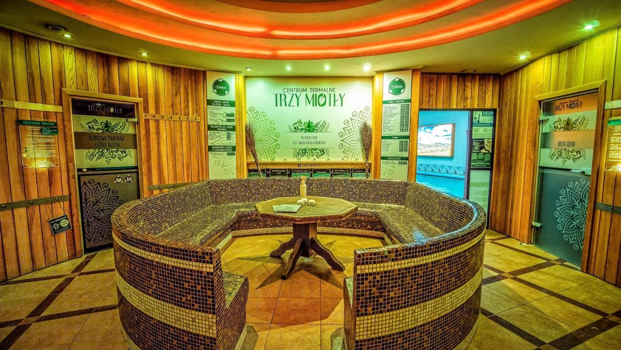 סטאראצ'וביצה Hotel Senator Konferencje & Spa מראה חיצוני תמונה