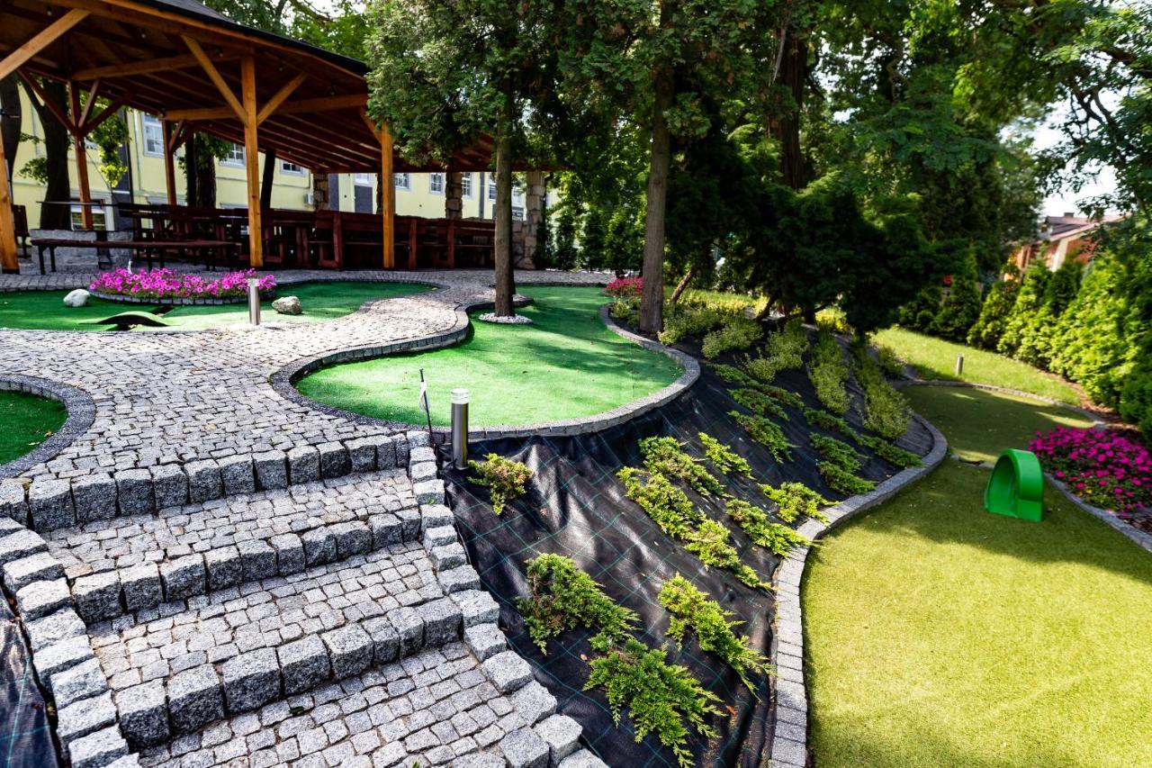 סטאראצ'וביצה Hotel Senator Konferencje & Spa מראה חיצוני תמונה