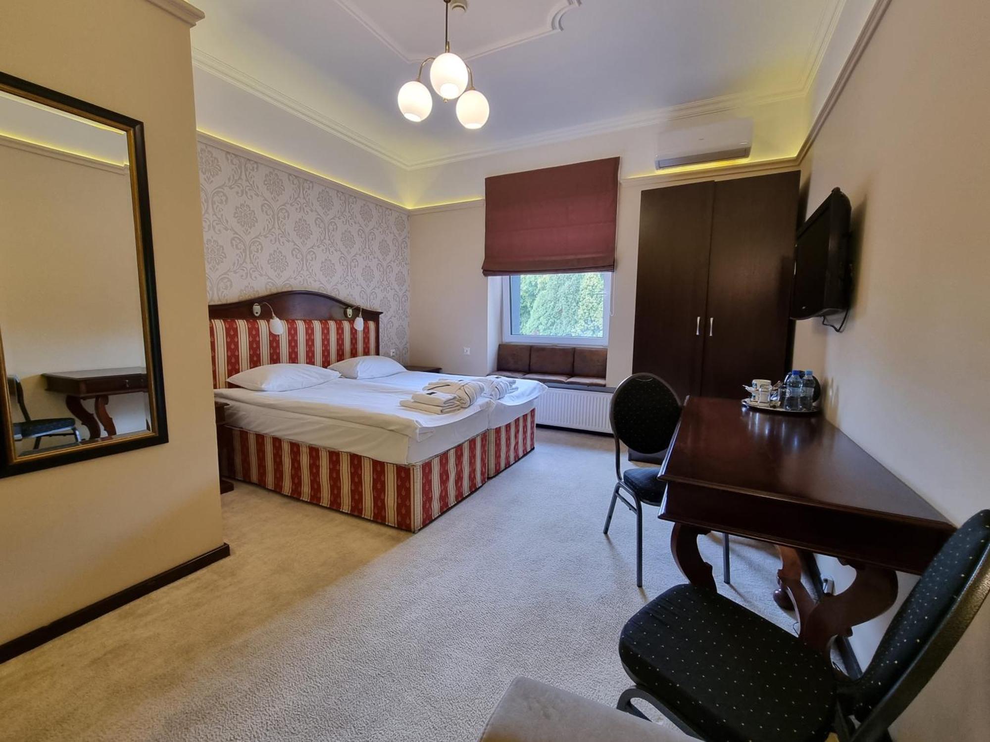 סטאראצ'וביצה Hotel Senator Konferencje & Spa מראה חיצוני תמונה