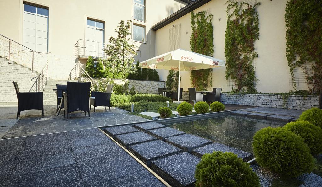 סטאראצ'וביצה Hotel Senator Konferencje & Spa מראה חיצוני תמונה