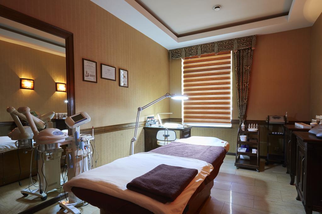 סטאראצ'וביצה Hotel Senator Konferencje & Spa מראה חיצוני תמונה